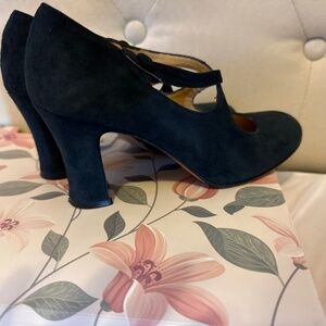 Handmade leather, navy blue shoes